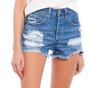 Levi's®501 High Rise Non stretch Distressed Shorts